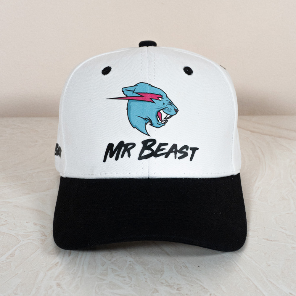 mr beast gorra blanco y negro